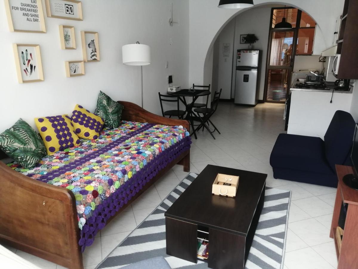 Apartment in El Poblado near everything in a quiet area Medellín Exterior foto